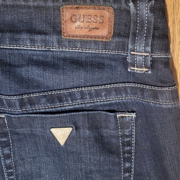 Guess Women’s Daredevil Bootcut Jeans Size 30 Dark Blue Stretch Denim A56 - Picture 8 of 12